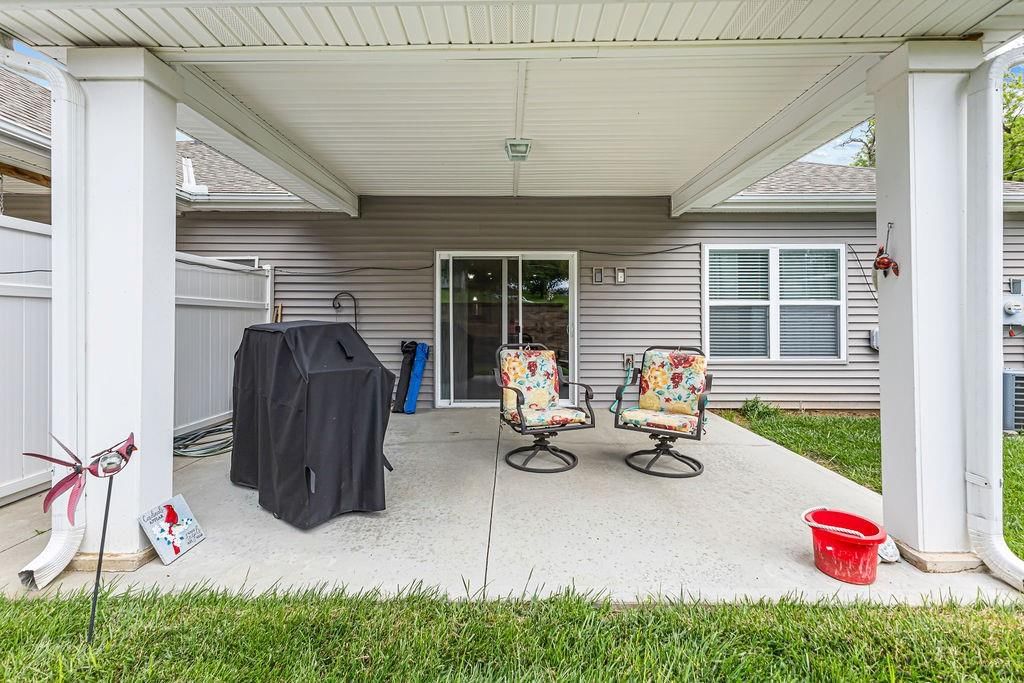 3738 Charles Street — photo 27