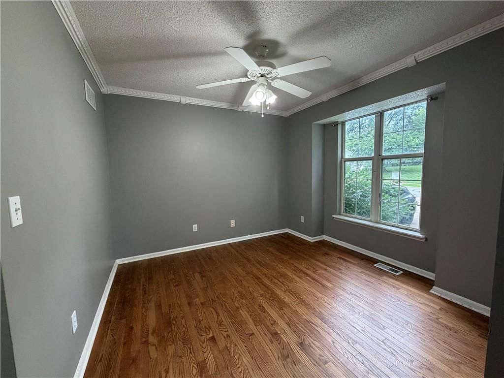 9629 W 51st Street — photo 4