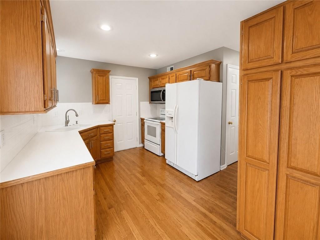 9629 W 51st Street — photo 6