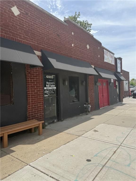 6801 Prospect Avenue — photo 3