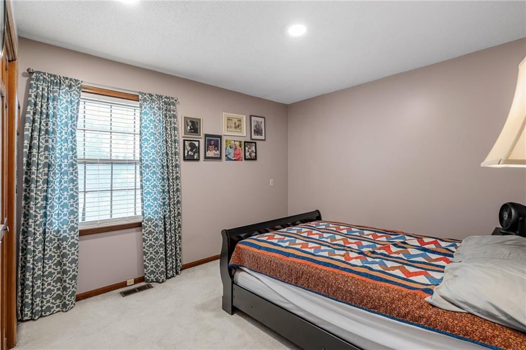 8408 W 115th Street — photo 22