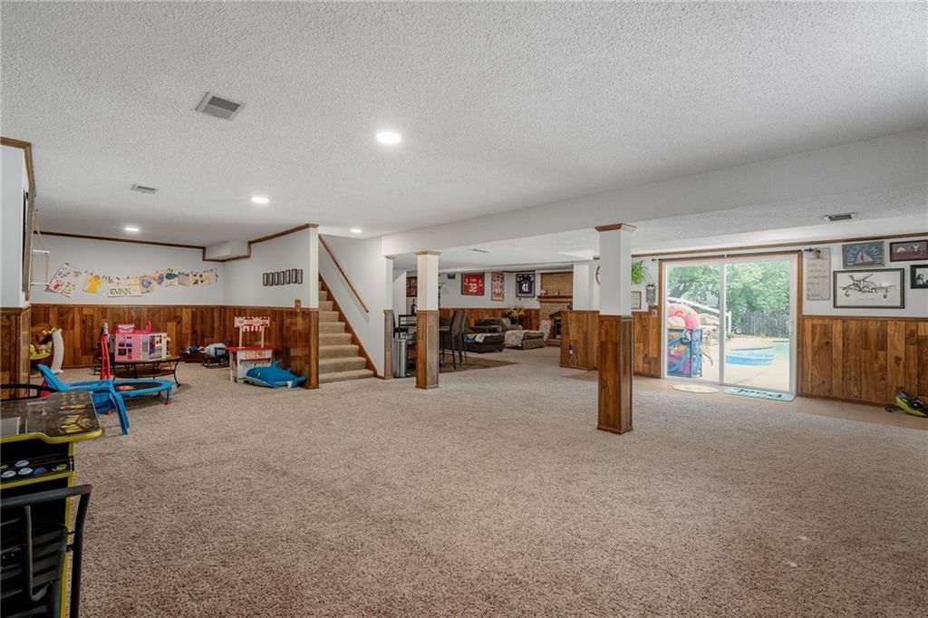 8408 W 115th Street — photo 27