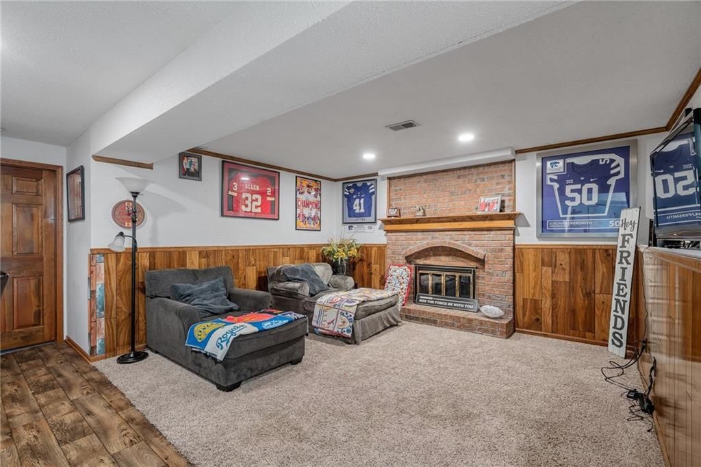 8408 W 115th Street — photo 29