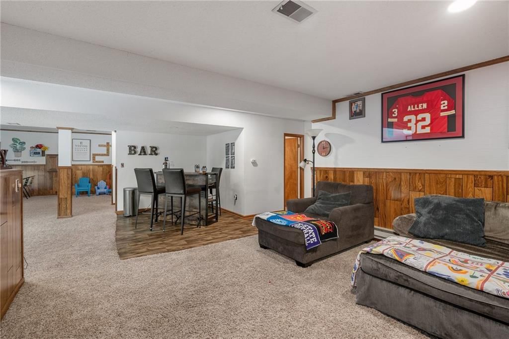 8408 W 115th Street — photo 31