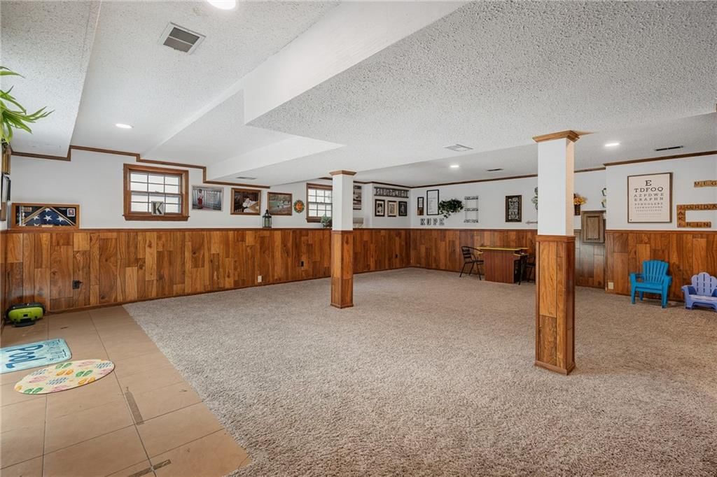 8408 W 115th Street — photo 32