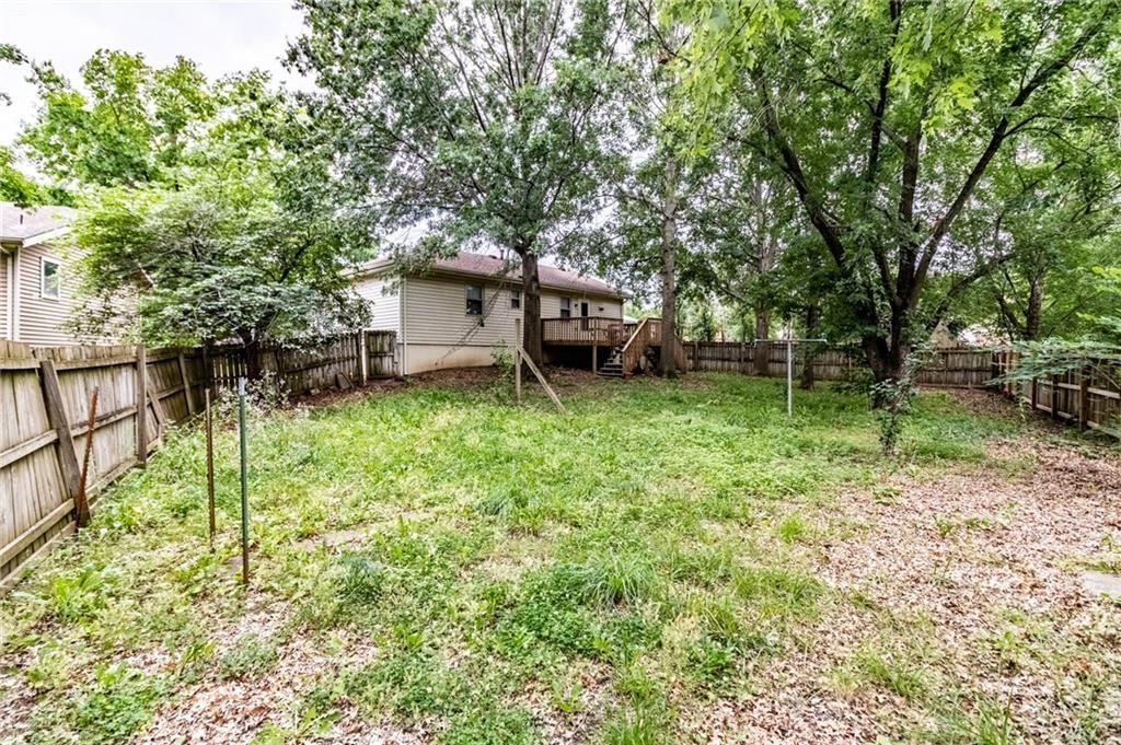 807 Britany Drive — photo 4