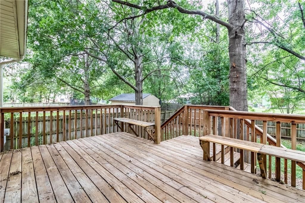 807 Britany Drive — photo 7