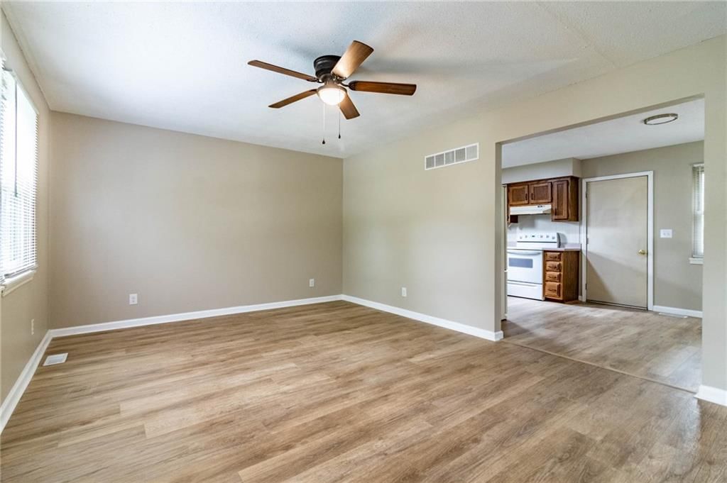 807 Britany Drive — photo 11