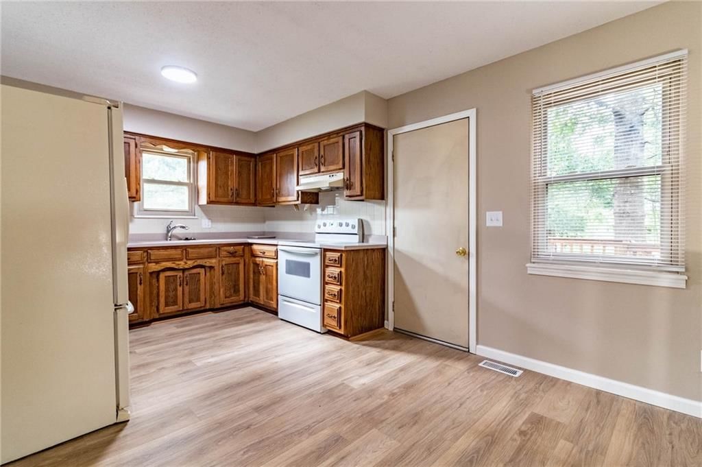 807 Britany Drive — photo 15