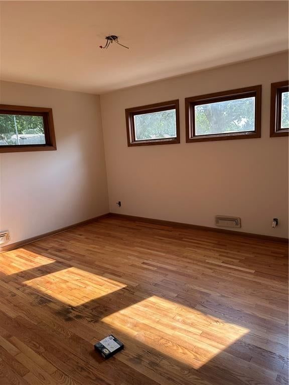 1100 W 88th Street — photo 13
