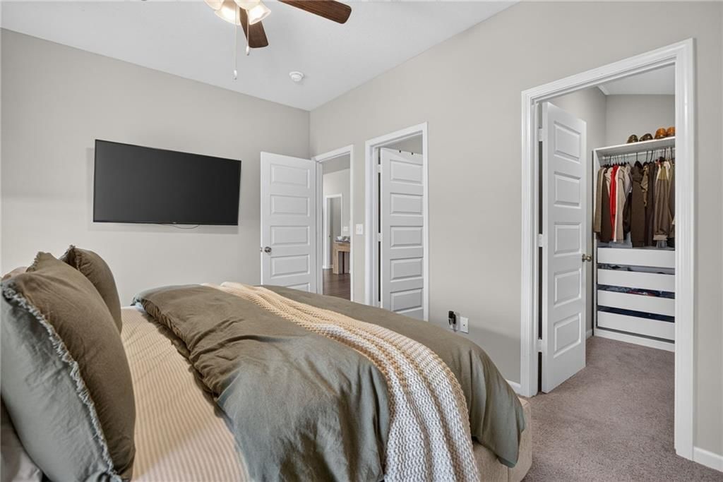 661 N Pear Street — photo 25