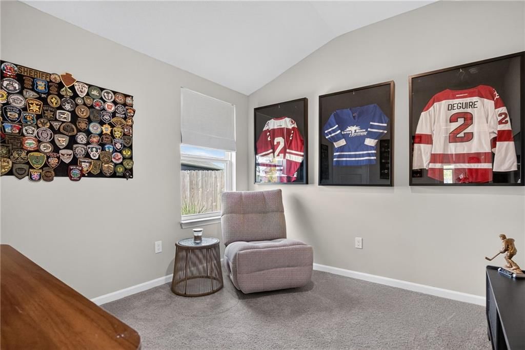 661 N Pear Street — photo 30