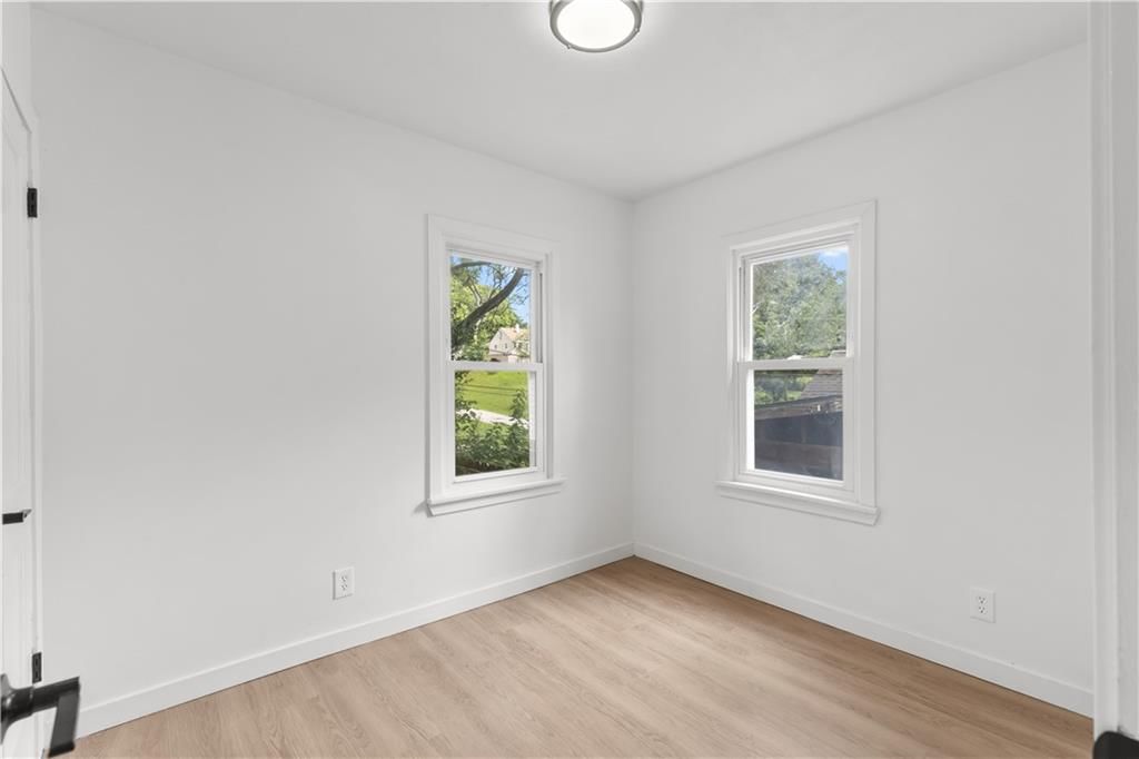 3905 N Spruce Avenue — photo 11