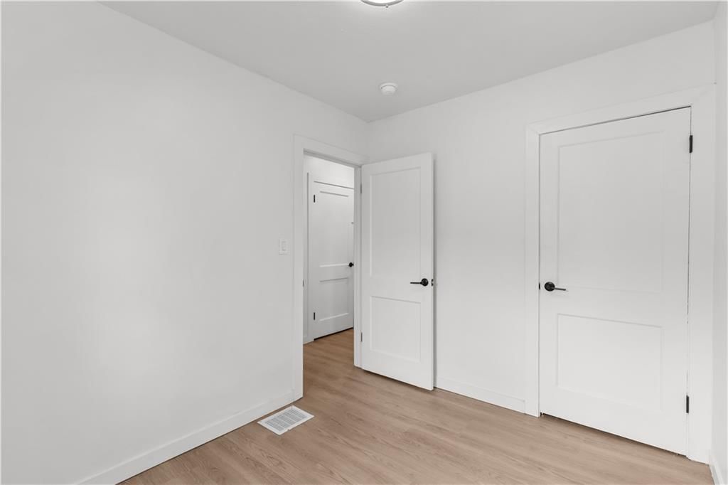 3905 N Spruce Avenue — photo 12