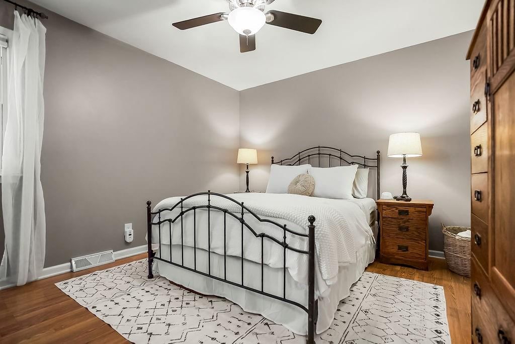 516 Oakbrook Drive — photo 13