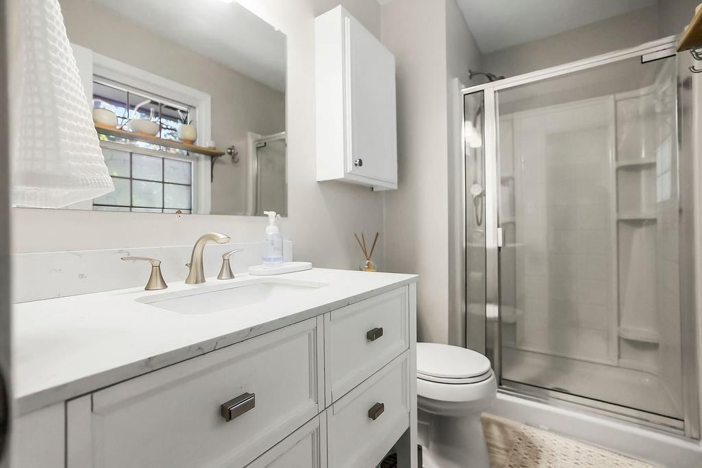 516 Oakbrook Drive — photo 15