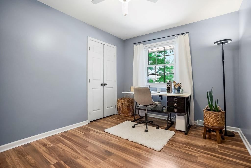 516 Oakbrook Drive — photo 16