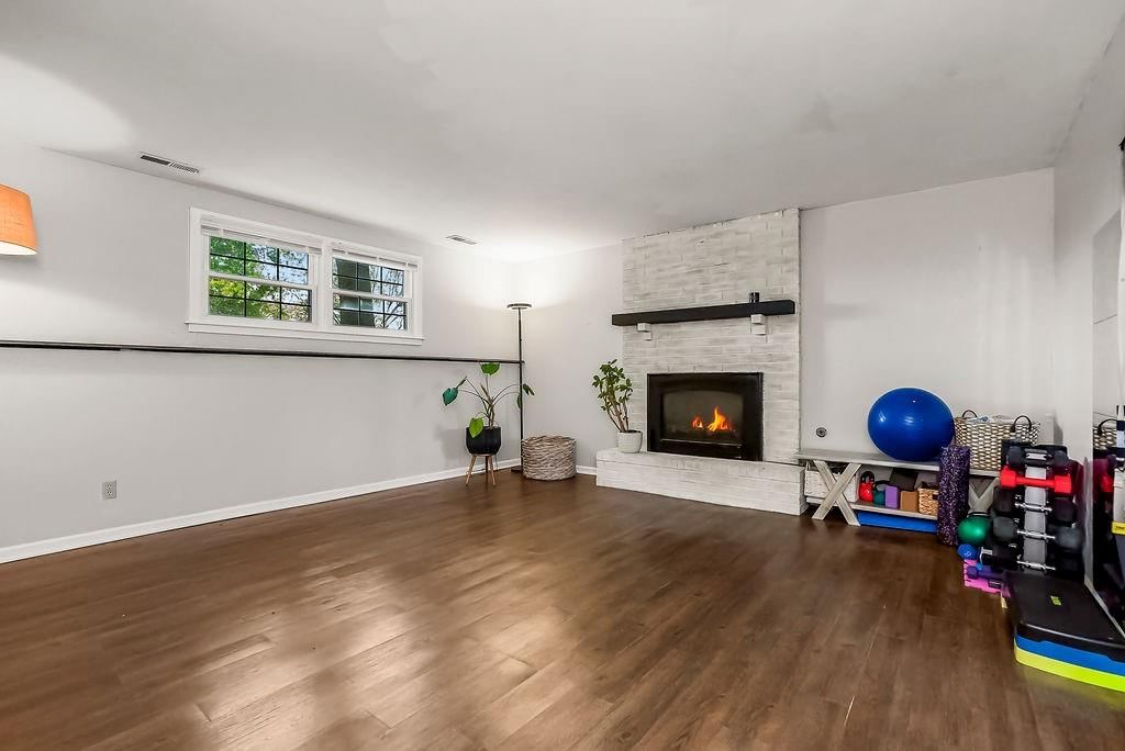 516 Oakbrook Drive — photo 22