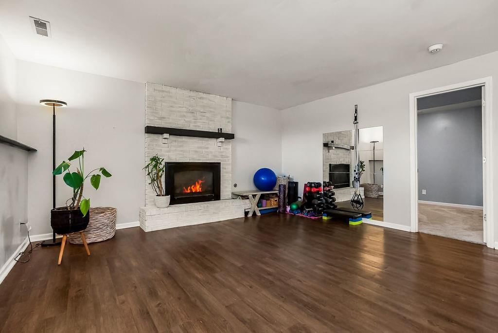516 Oakbrook Drive — photo 23