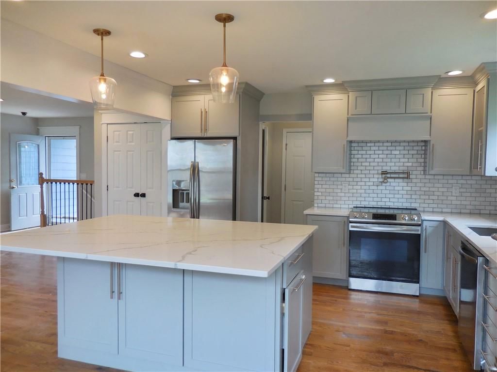 1000 Oakwood Street — photo 14