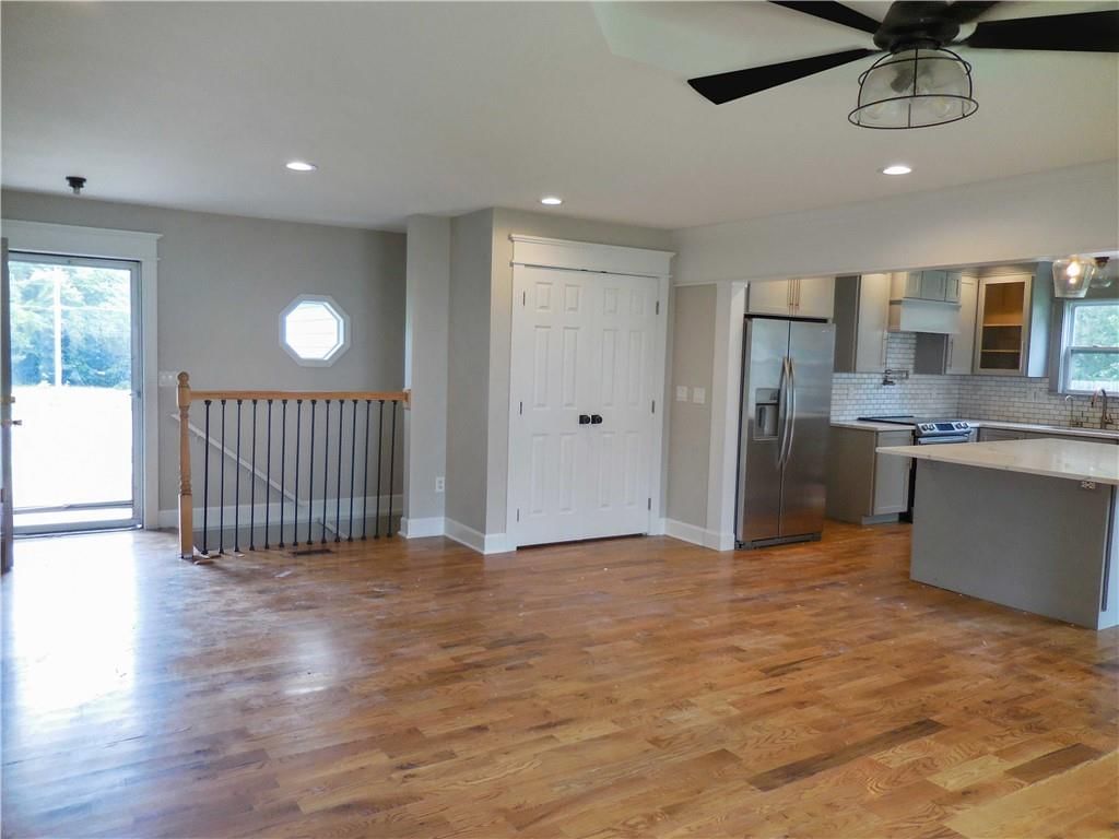 1000 Oakwood Street — photo 15