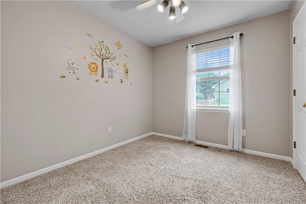 2400 NE Dale Hunter Drive — photo 20