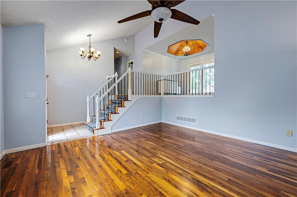 2400 NE Dale Hunter Drive — photo 30
