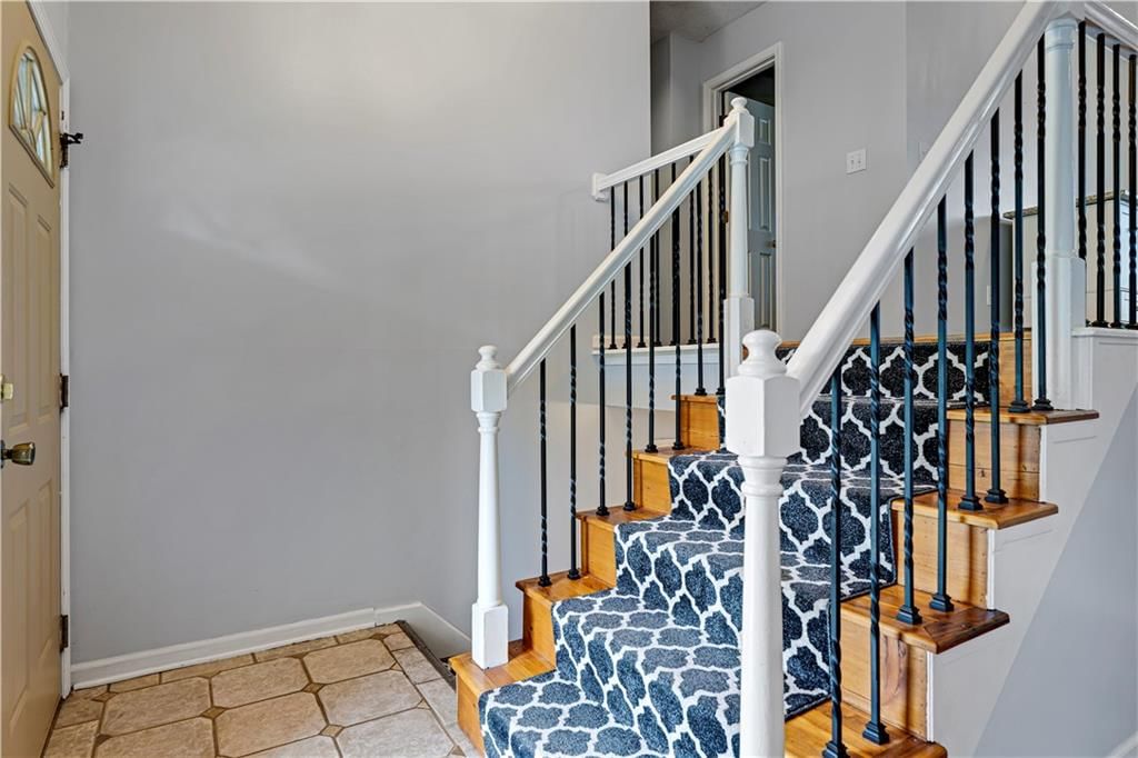 2400 NE Dale Hunter Drive — photo 33