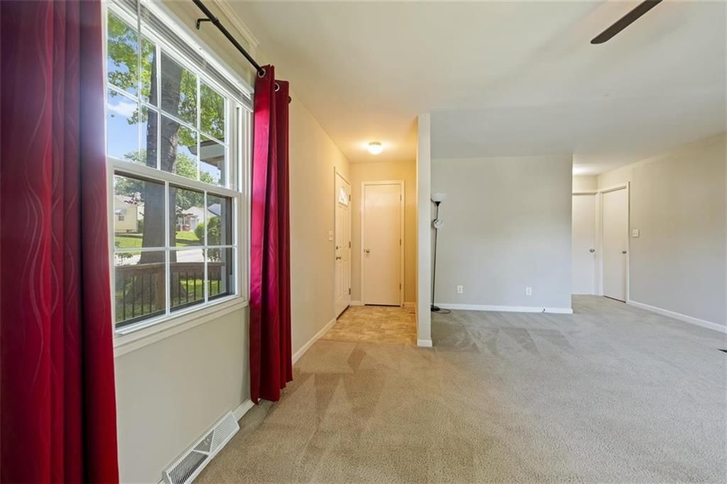 1225 43rd Street — photo 9