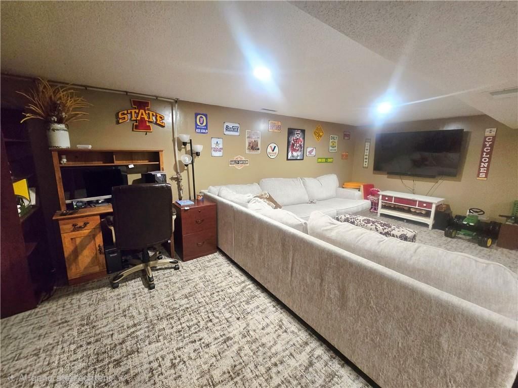 510 E Mill Street — photo 17