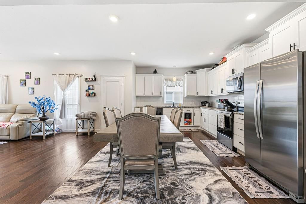 2205 Lovers Lane — photo 9