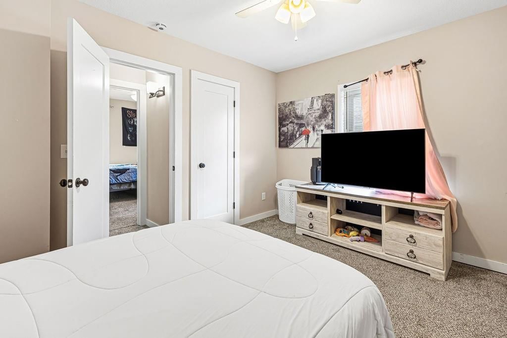 2205 Lovers Lane — photo 26