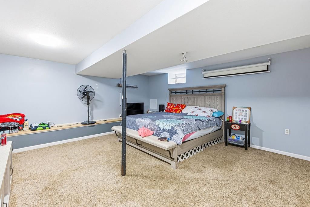 2205 Lovers Lane — photo 29
