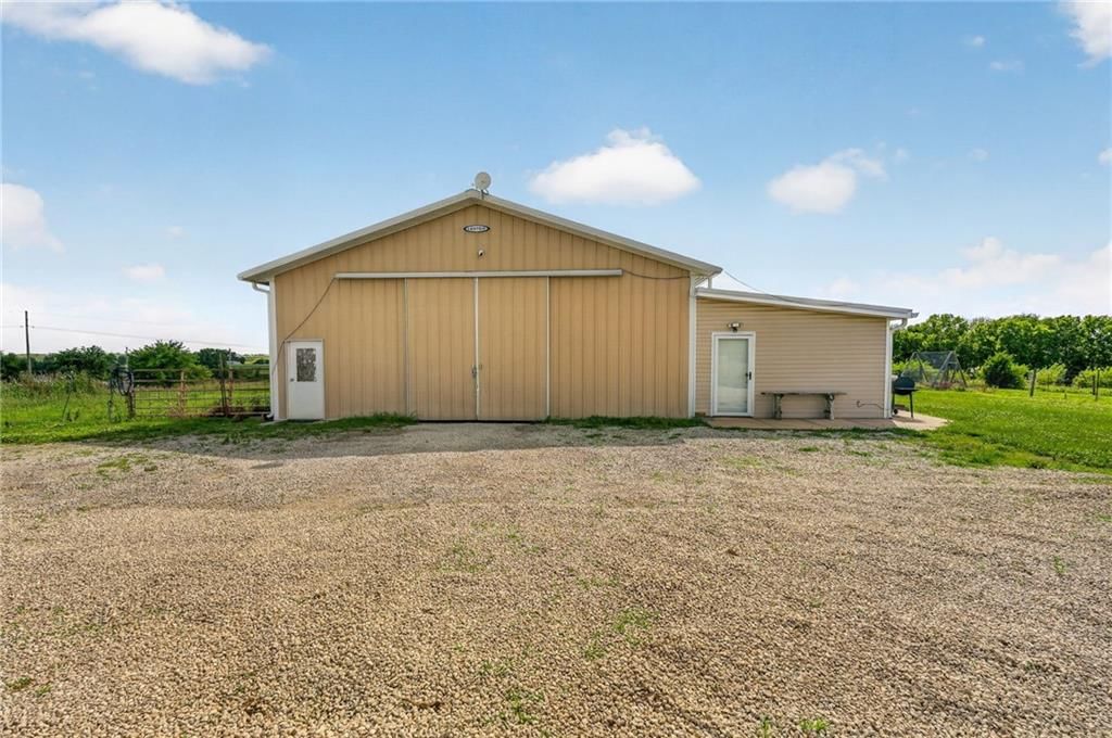 8300 Highway 92 — photo 3
