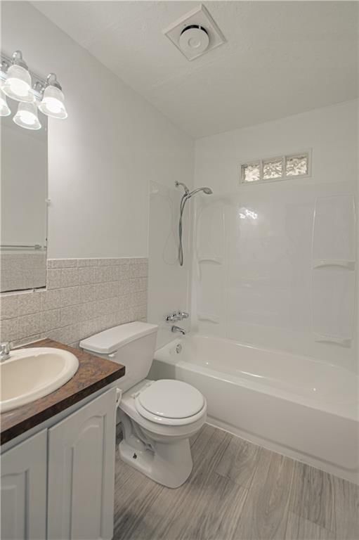 8603 Corrington Avenue — photo 15
