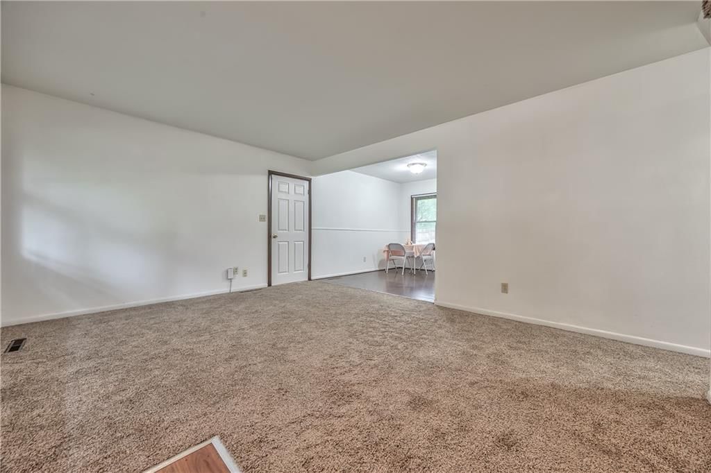 8603 Corrington Avenue — photo 26
