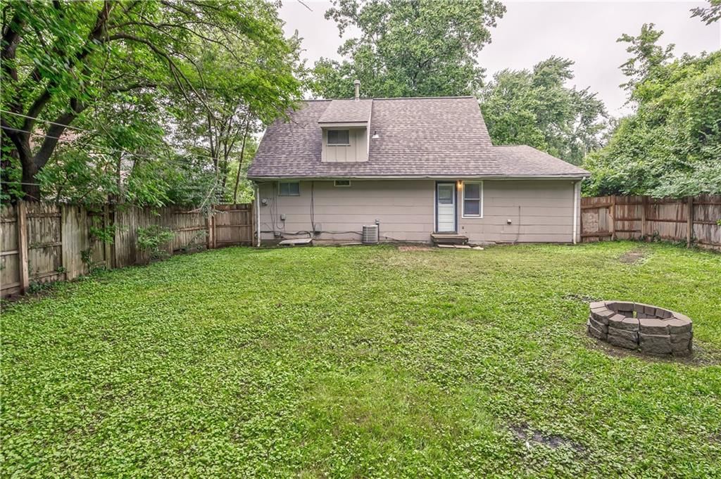 8603 Corrington Avenue — photo 38
