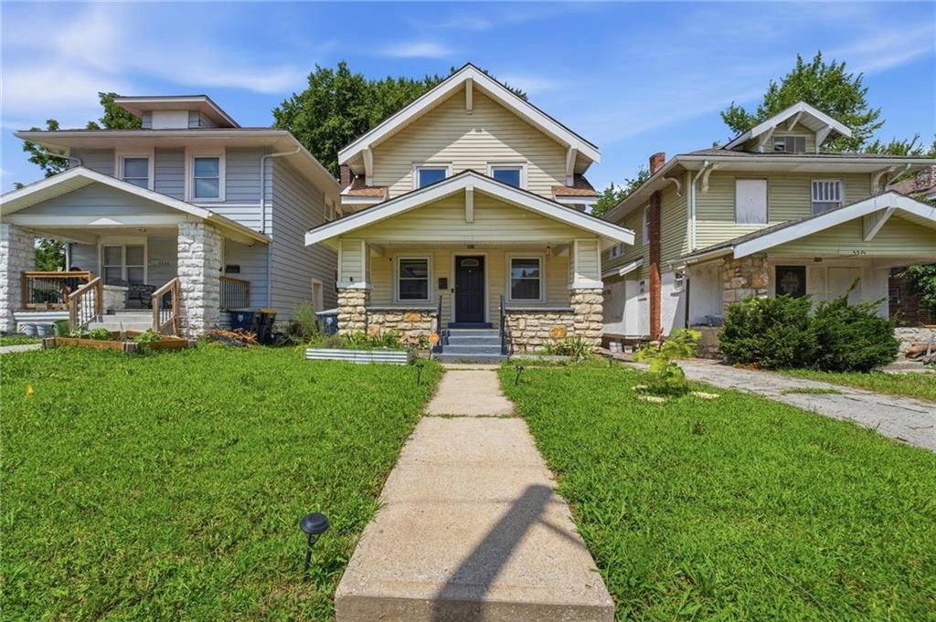 3324 Indiana Avenue — photo 3