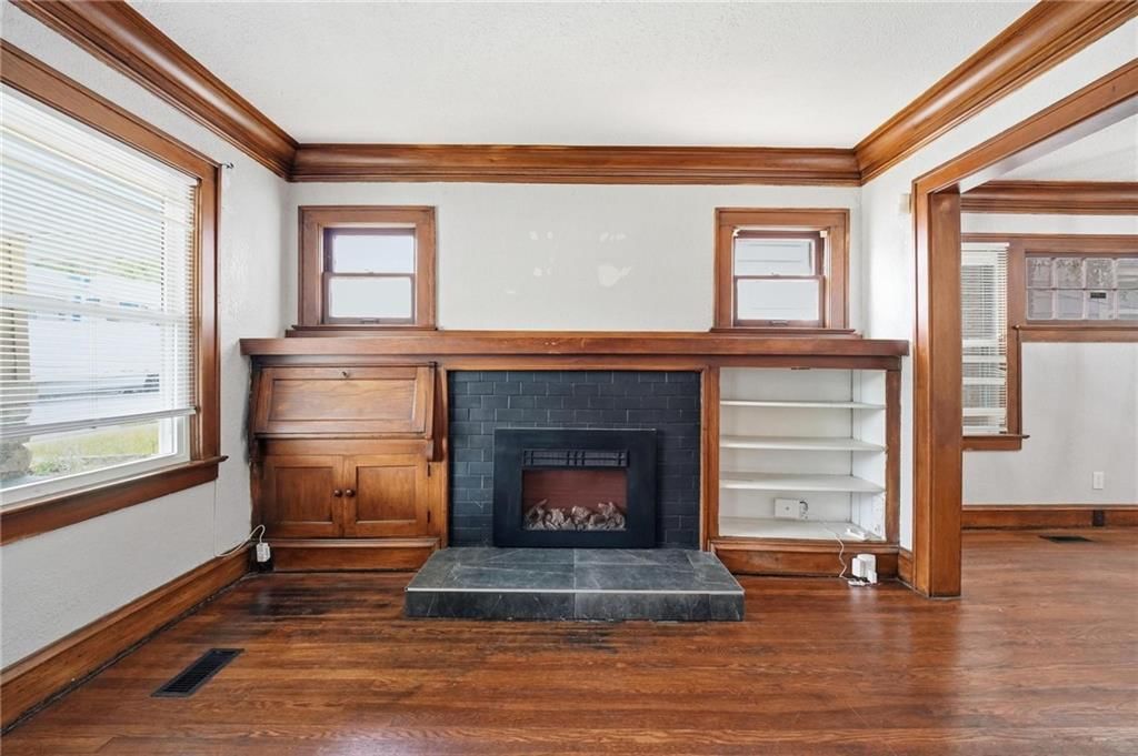 3324 Indiana Avenue — photo 9