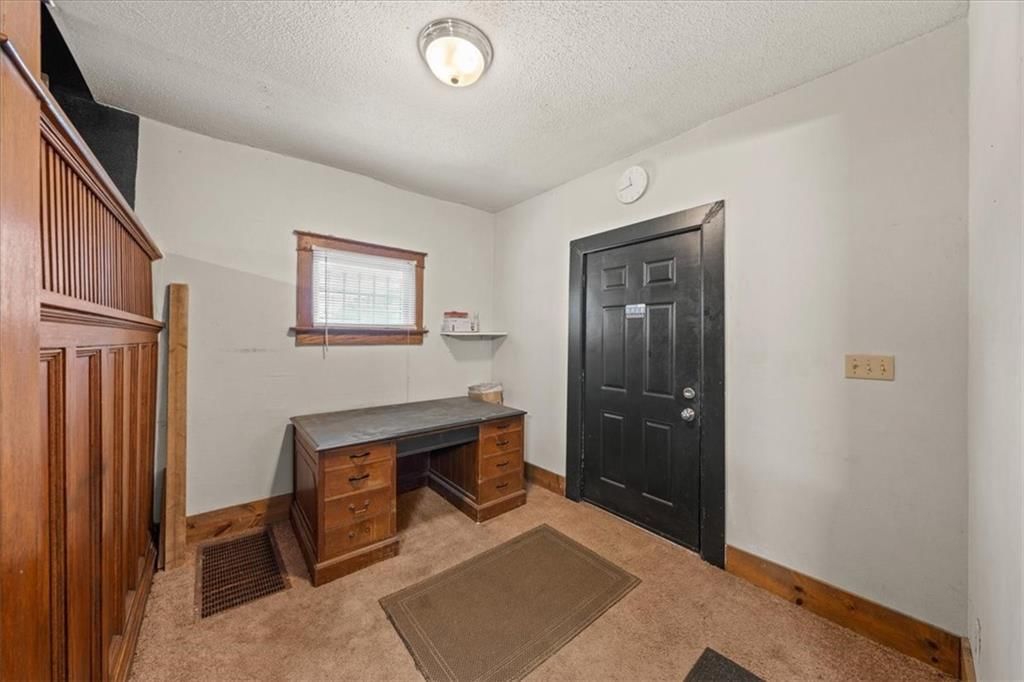 3302 Prospect Avenue — photo 4