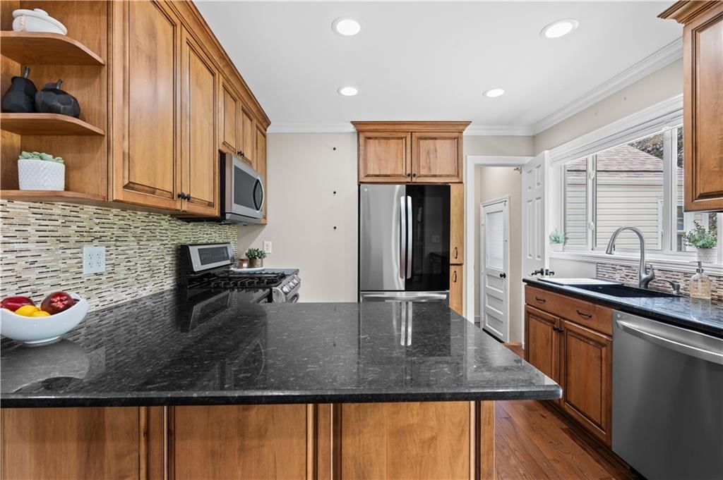 5824 Floyd Street — photo 24