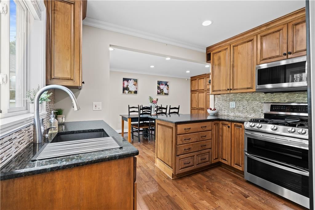 5824 Floyd Street — photo 25