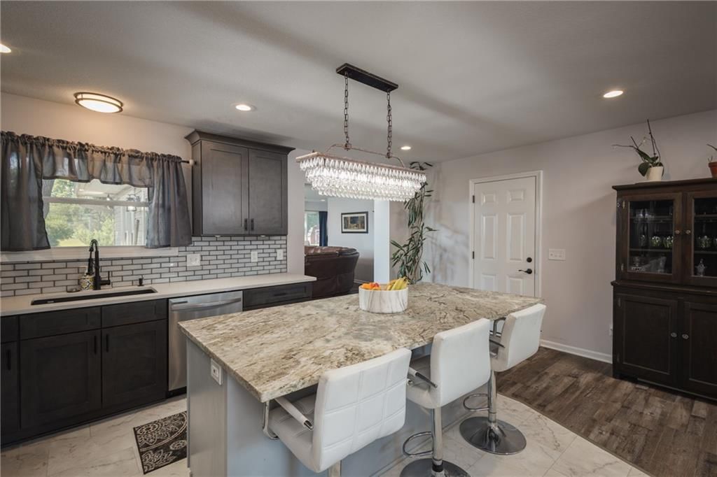 4016 Crane Circle — photo 3