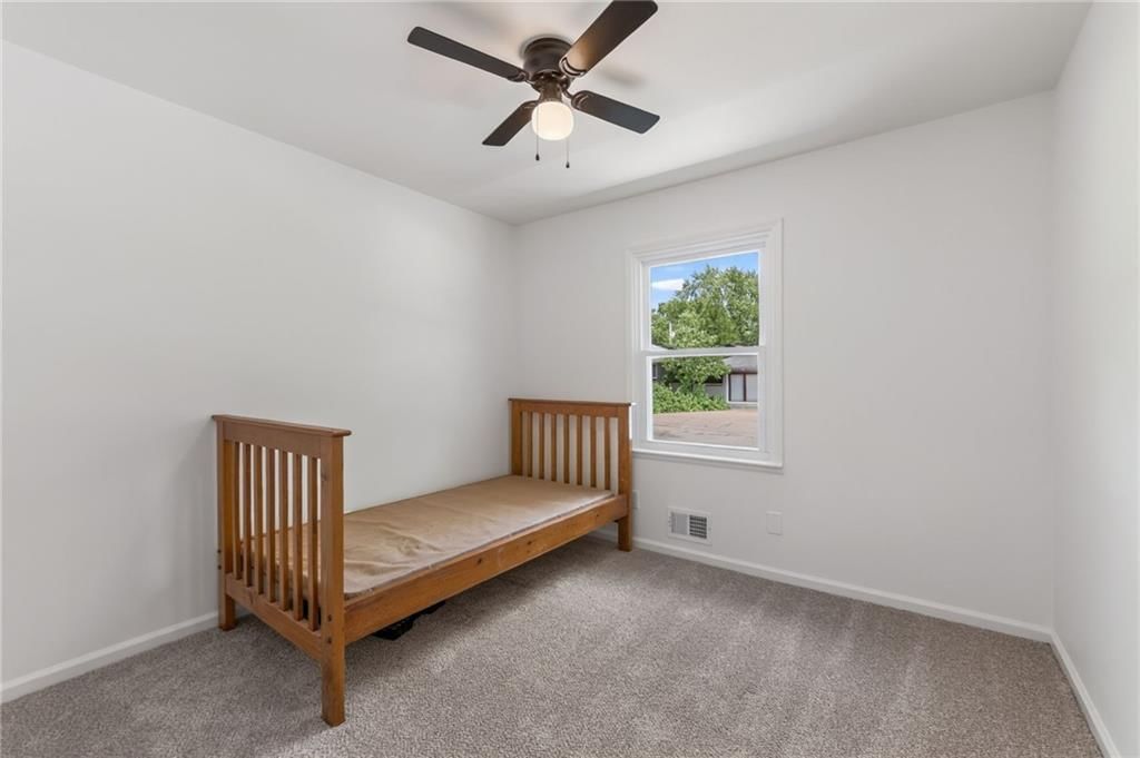 1006 Orrington Place — photo 17