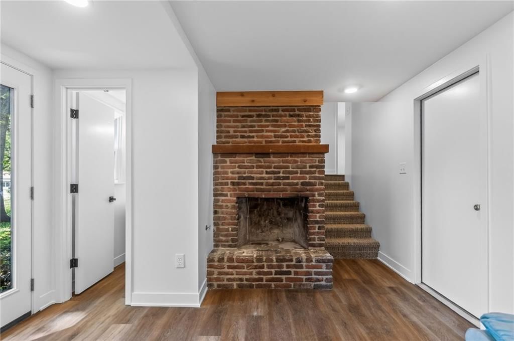 1006 Orrington Place — photo 29