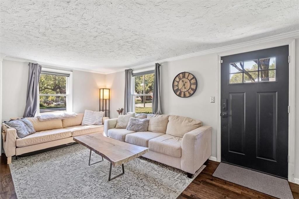 7845 Summit Street — photo 4