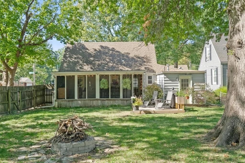 7845 Summit Street — photo 29