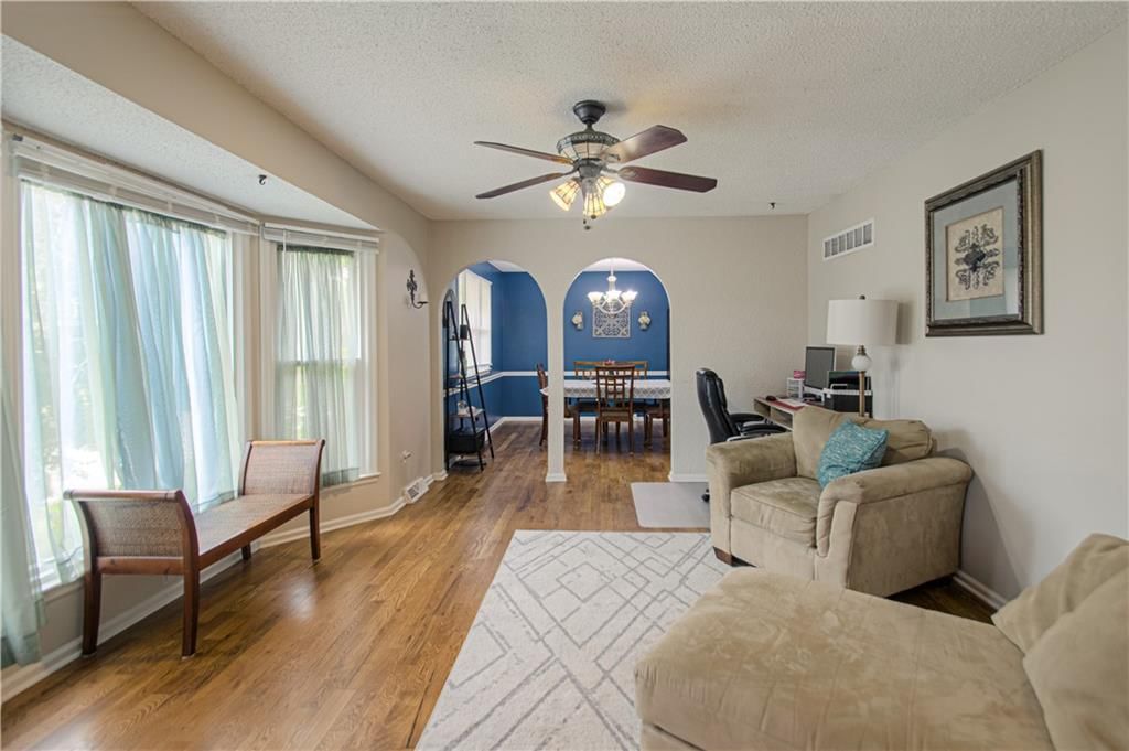 3008 S Cochise Drive — photo 5