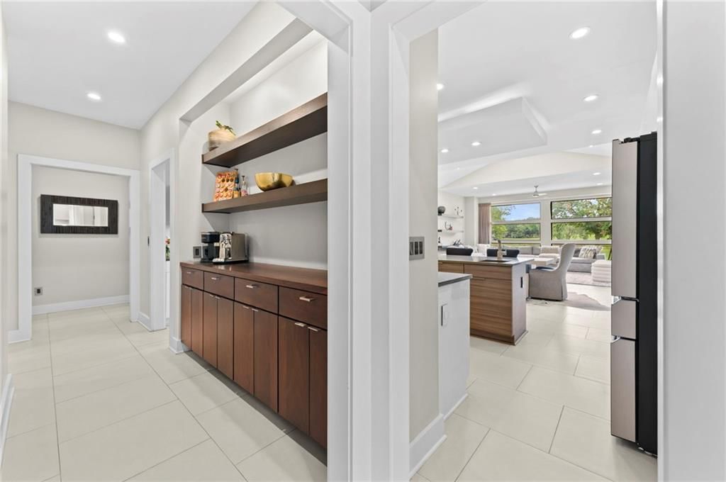 6537 Ridge Road — photo 40