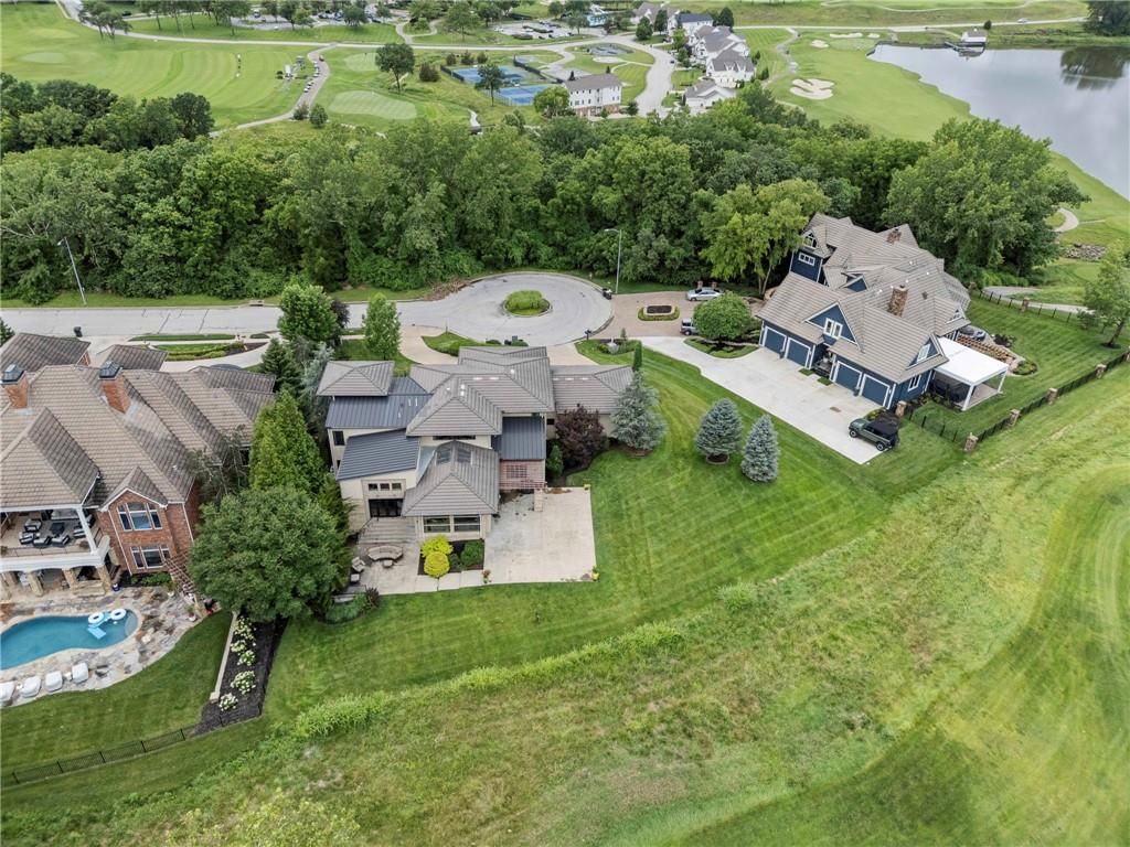 6537 Ridge Road — photo 86